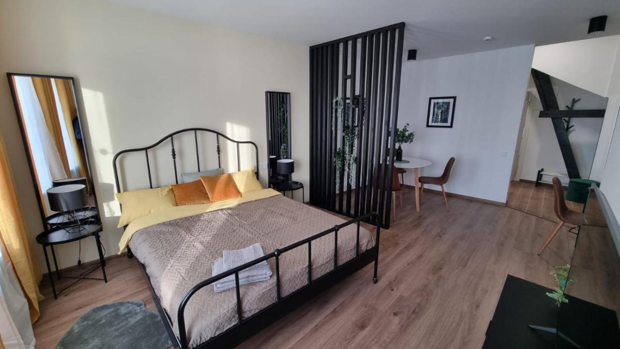 Atf Apartments Riga Esterno foto