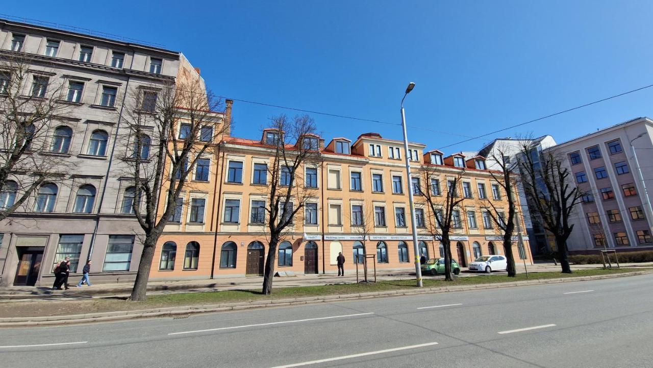 Atf Apartments Riga Esterno foto