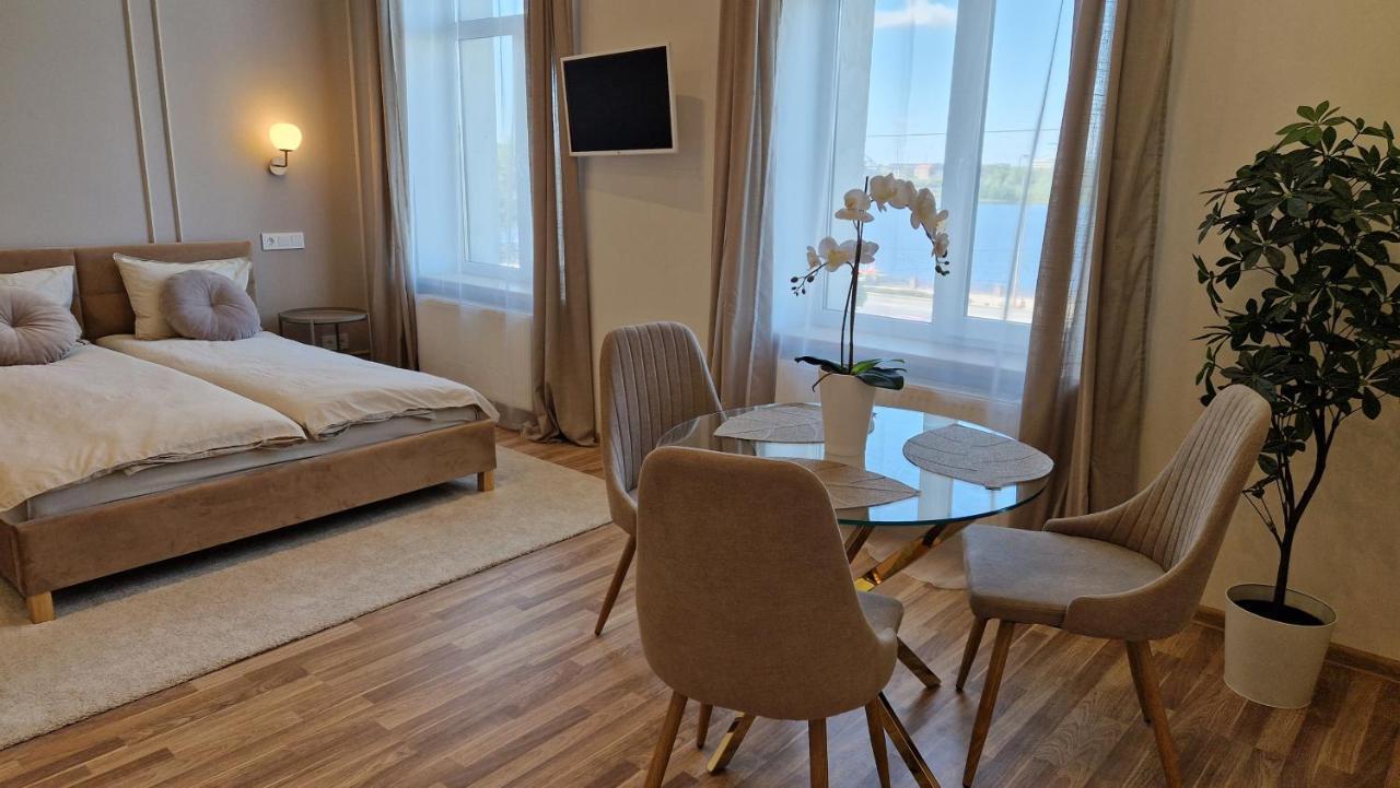 Atf Apartments Riga Esterno foto