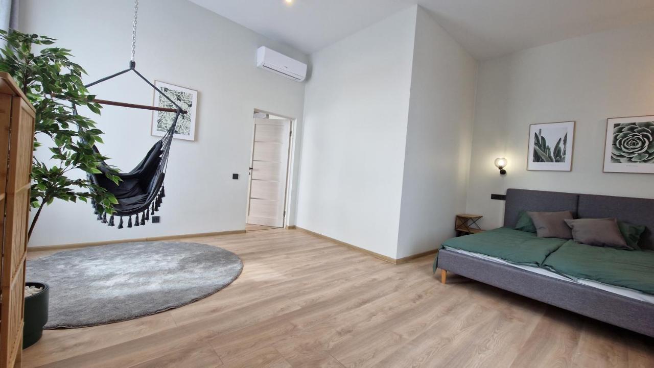 Atf Apartments Riga Esterno foto