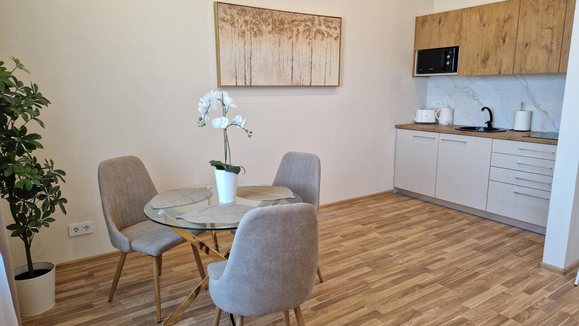 Atf Apartments Riga Esterno foto