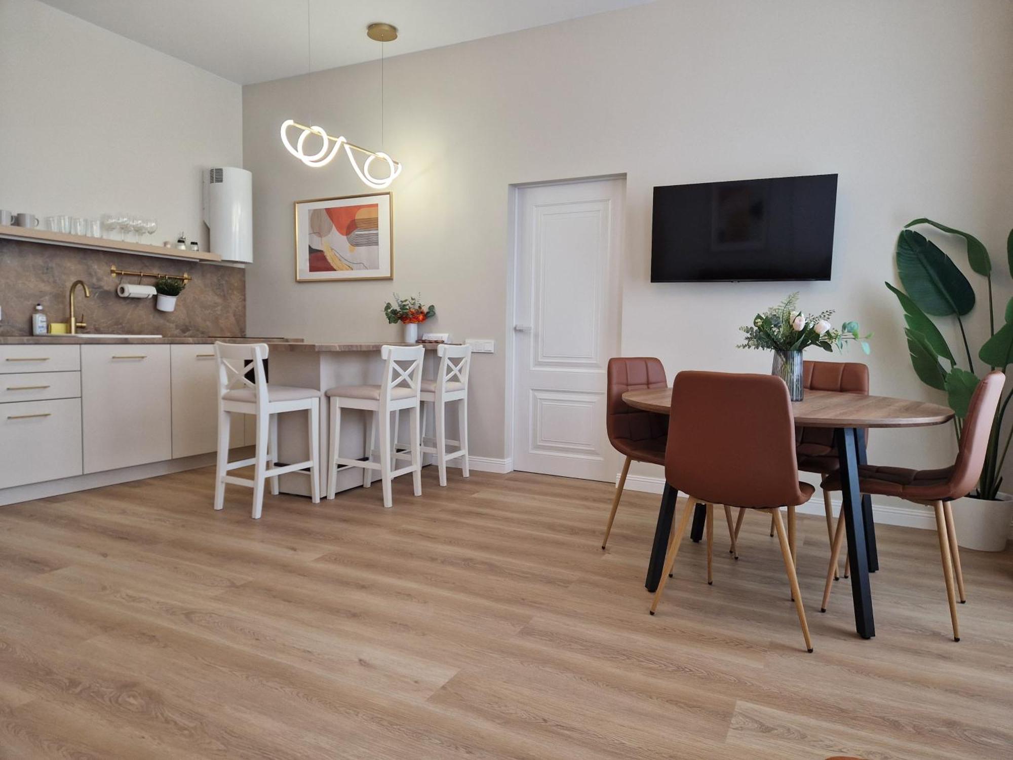 Atf Apartments Riga Esterno foto